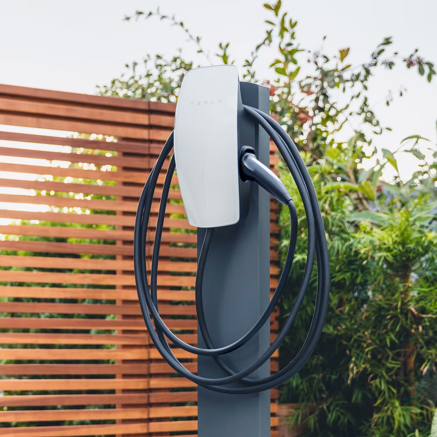 Tesla Wall Connector ferdig montert (kjøpt selv)